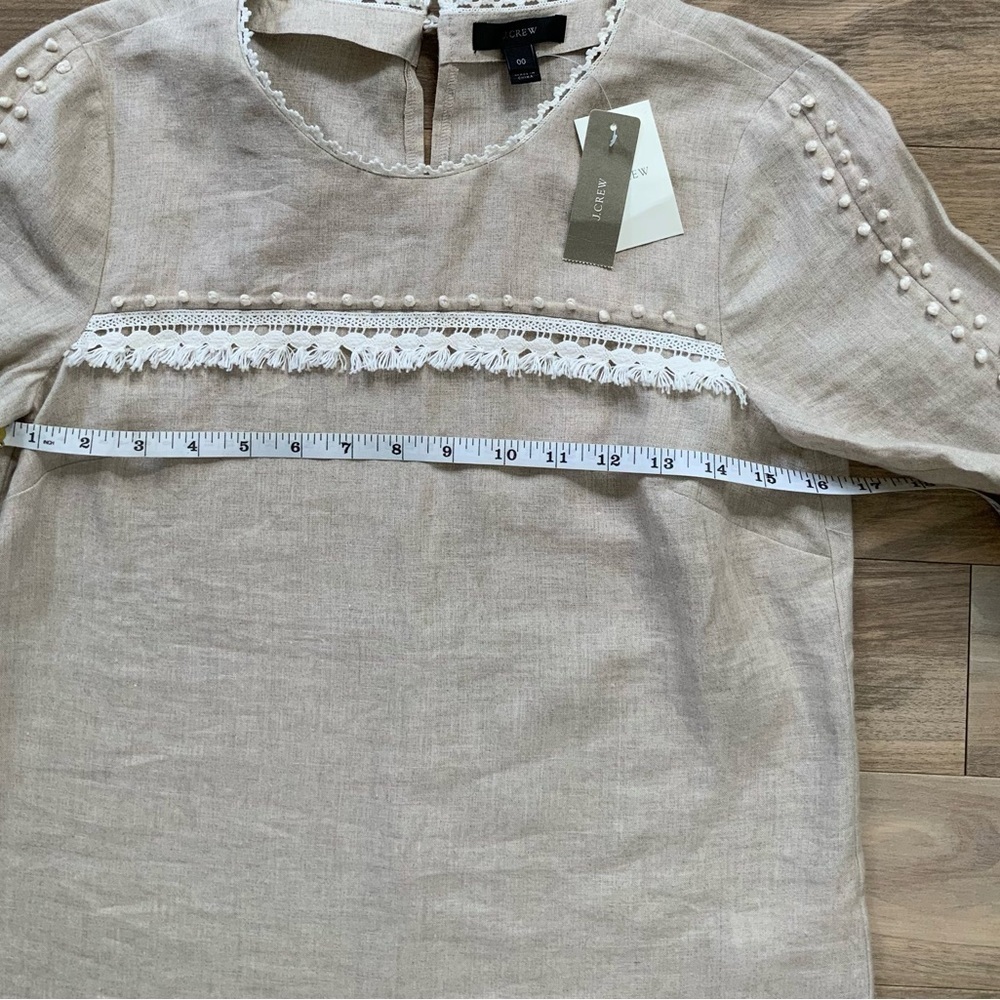J Crew Top Beige Linen Embroidered Fringe Crochet Trim Notched Sides Relaxed Fit - Picture 2 of 6